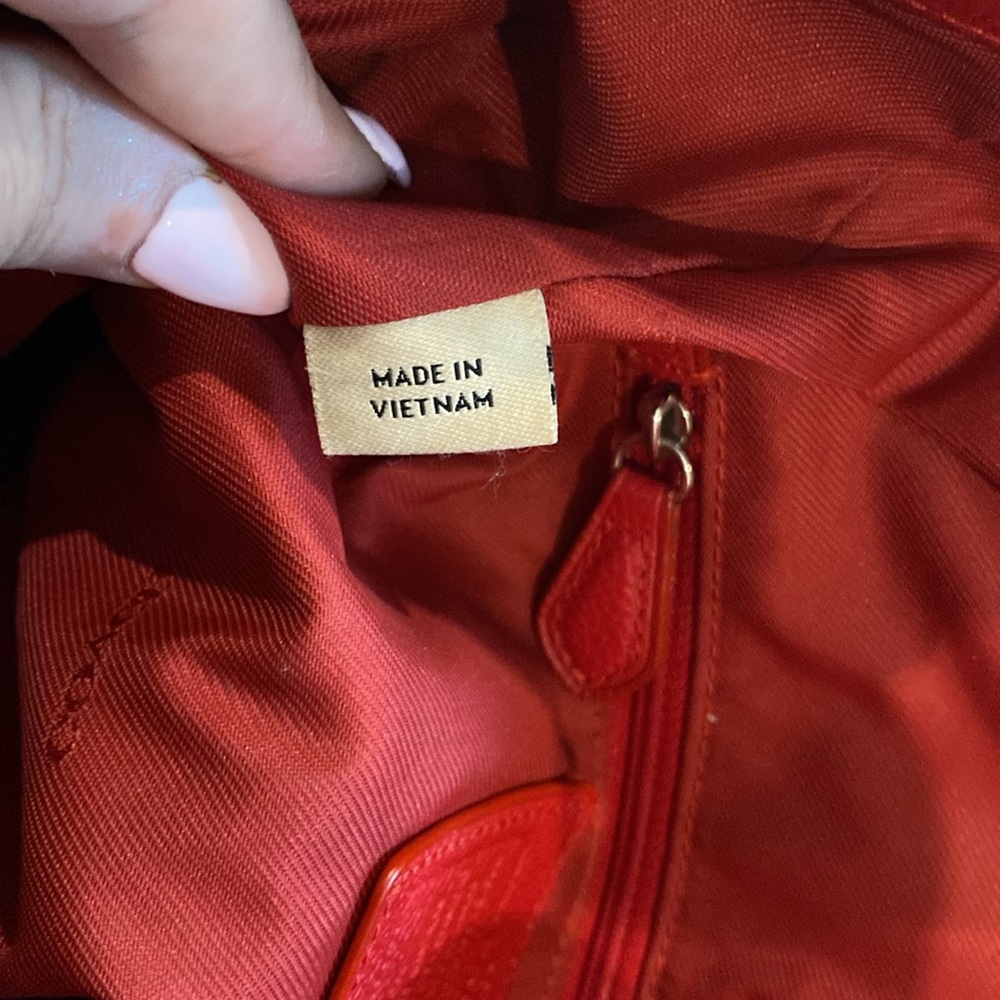 COACH Pebbled Red Leather Edie 31 Tote with original dust bag - Picture 13 of 17